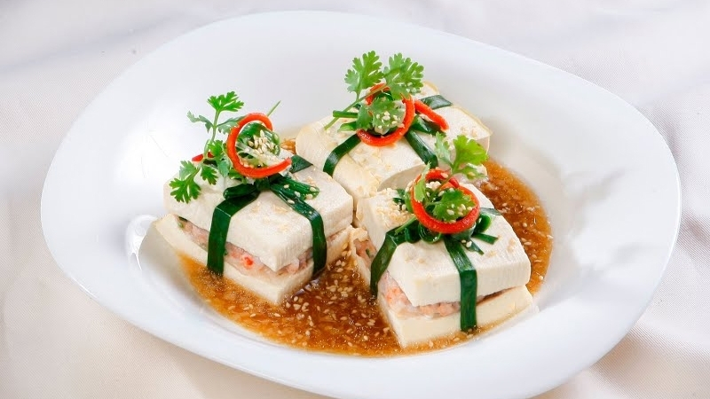 Đậu hũ hấp là món ăn thanh đạm, lạ miệng ngày Tết