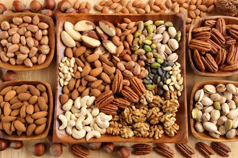 Tết nên bán gì lời? Top 12 mặt hàng kinh doanh dịp Tết 2026 35 bán hạt dinh dưỡng dịp Tết