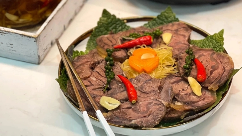 Bắp bò ngâm mắm món ăn đỡ ngán ngày Tết