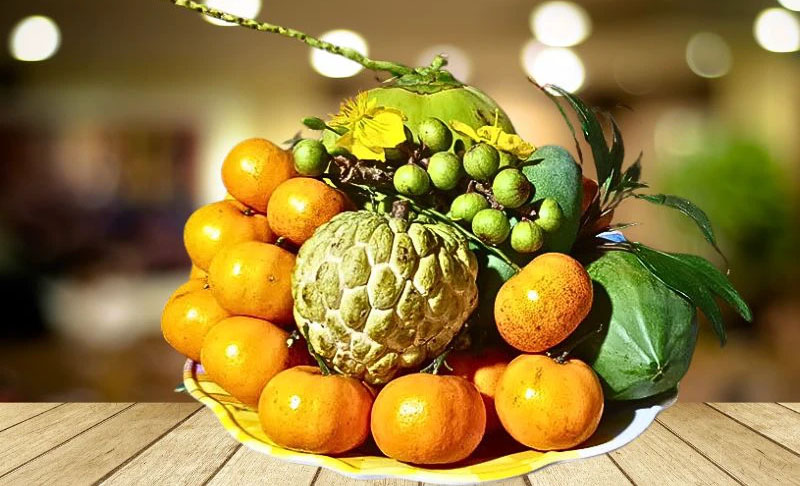 Sung chưng Tết trên bàn thờ gia tiên ngày Tết