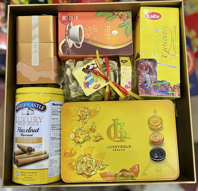 Hộp quà Tết không rượu màu vàng