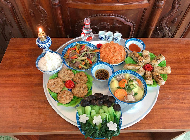 Mâm cỗ cúng mùng 1 Tết ý nghĩa