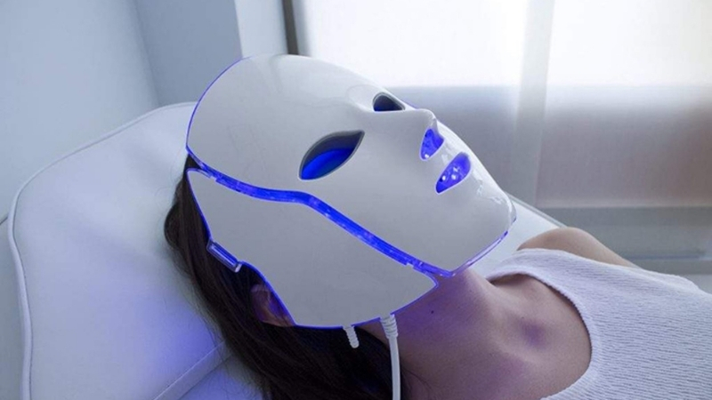 Mặt nạ LED quà tặng sinh nhật cho vợ