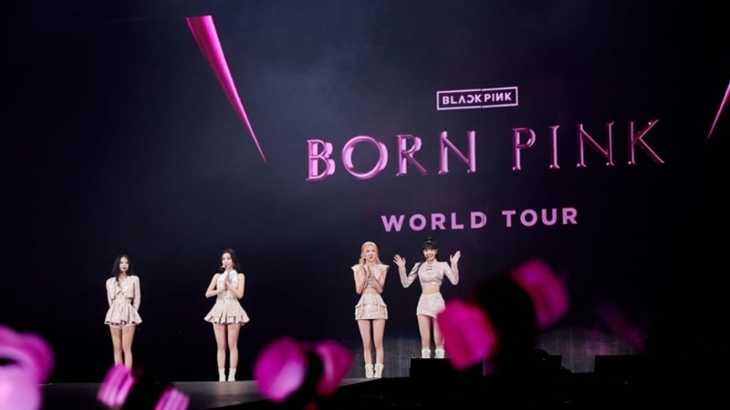 Vé xem ca nhạc dành tặng sinh nhật vợ