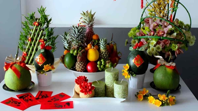 Trang trí khu lễ tân với mâm ngũ quả