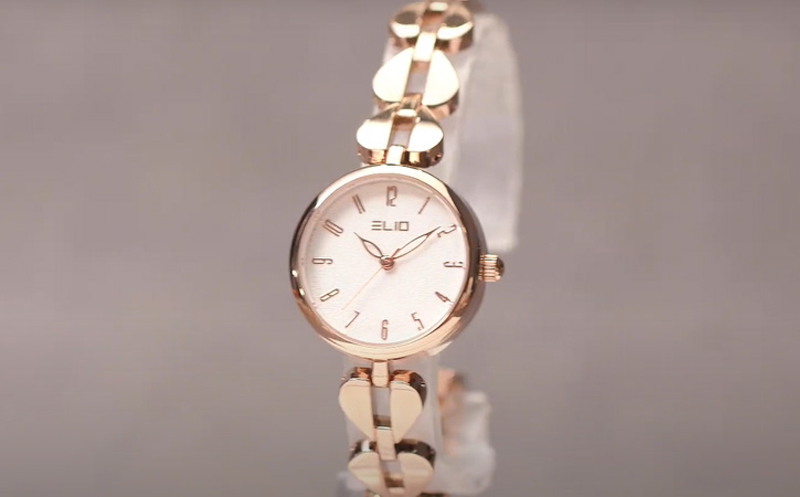 Tặng Đồng hồ thời trang cho mẹ