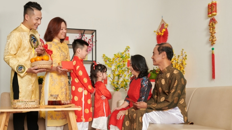 "Mùng 1 Tết Cha, Mùng 2 Tết Mẹ, Mùng 3 Tết Thầy” là gì? 7 mùng 1 tết cha