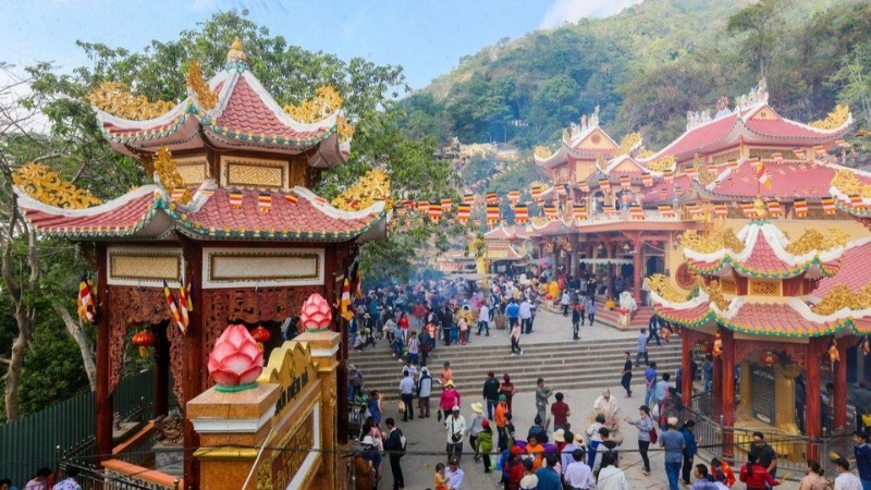 Mùng 1 Nên Làm Gì Để Cả Năm May Mắn và Thuận Lợi? 24 mùng 1 tết làm gì