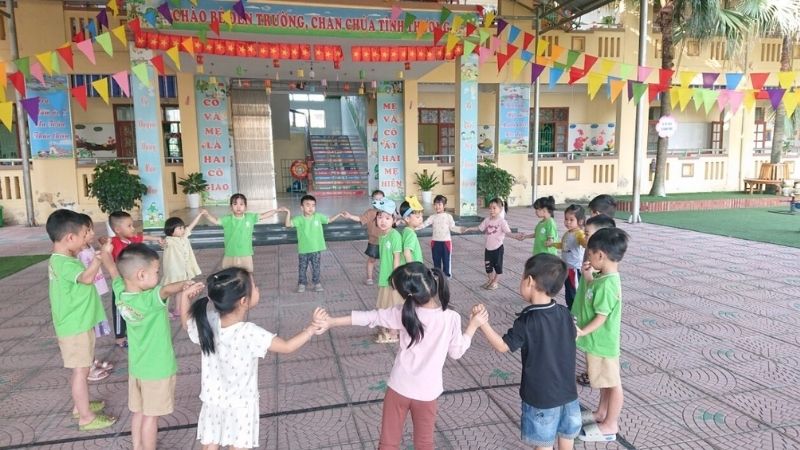 trò chơi ngày tết cho học sinh với mèo đuổi chuột