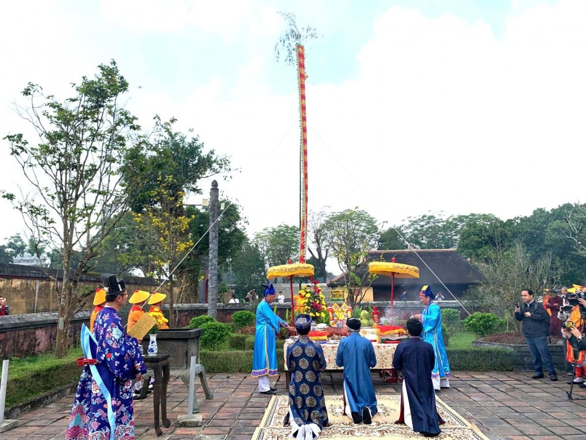 Lễ Khai Hạ là gì