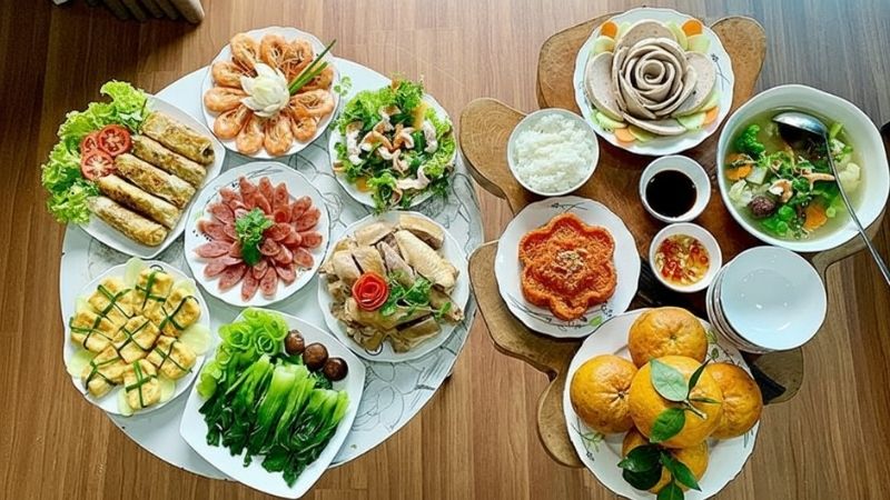 Mâm cúng lễ Khai Hạ Mùng 7 Tết