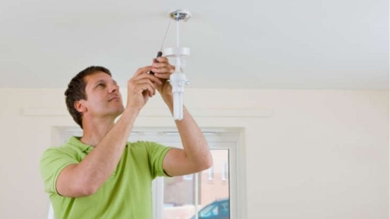 Sửa chữa vật dụng hư hỏng