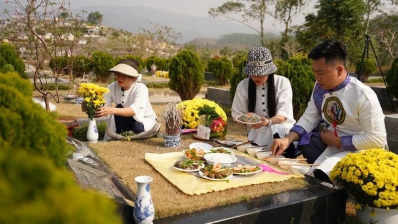 Đi tảo mộ nê chuẩn gì những gì?