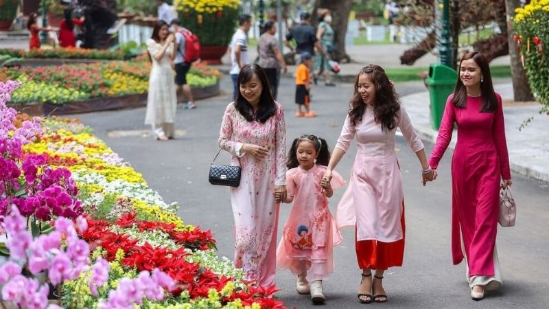 Hướng xuất hành tốt Tết Bính Ngọ 2026