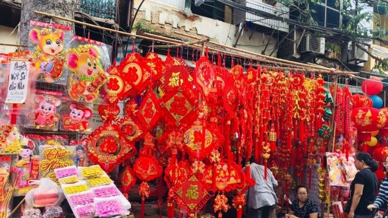 Content bán hàng ngày Tết với đồ trang trí nhà cửa