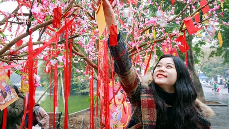 Hái lộc đầu năm vào Mùng 3