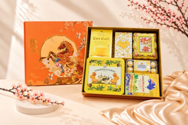 30+ Quà Tết Cho Sếp Nữ Tinh Tế, Ghi Điểm Đầu Năm 33 Hộp Quà Tết Kim Xuân HQT2632