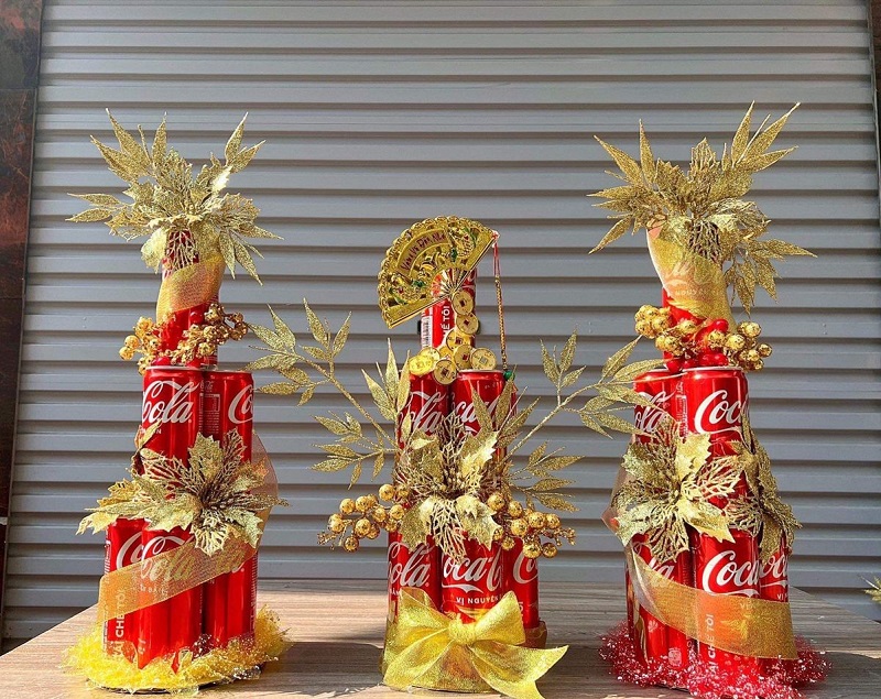 Làm tháp nước ngọt Coca đơn giản